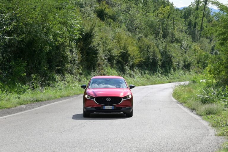 Mazda CX-30: test drive