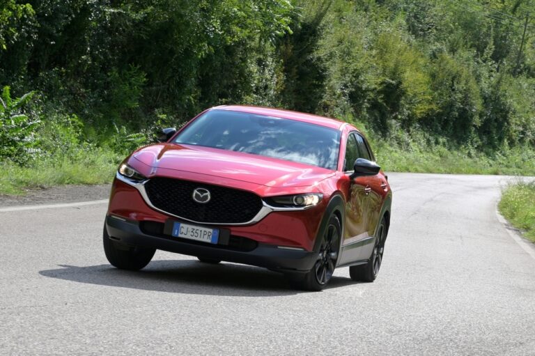Mazda CX-30: test drive