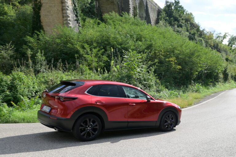 Mazda CX-30: test drive