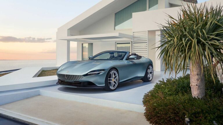 Ferrari Roma Spider: le foto ufficiali