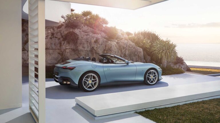 Ferrari Roma Spider: le foto ufficiali