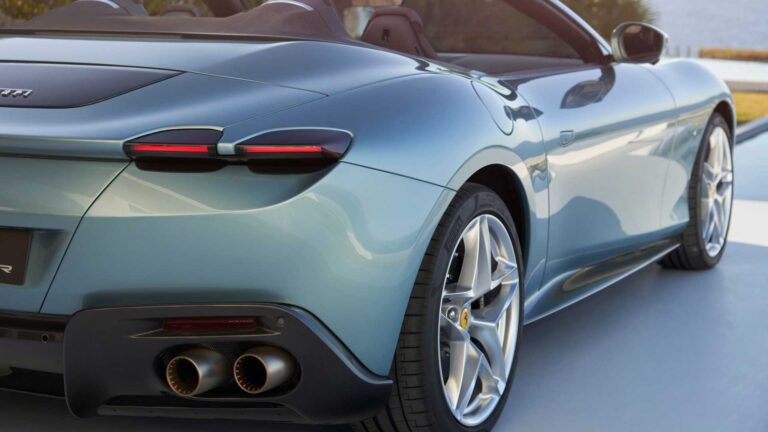Ferrari Roma Spider: le foto ufficiali