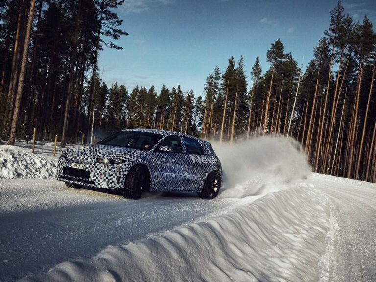 Hyundai Ioniq 5 N: le immagini ufficiali