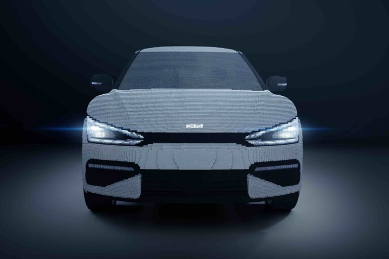 Kia Brick To The Future: immagini ufficiali