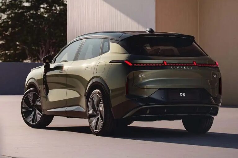 Lynk&Co 08: le prime immagini ufficiali