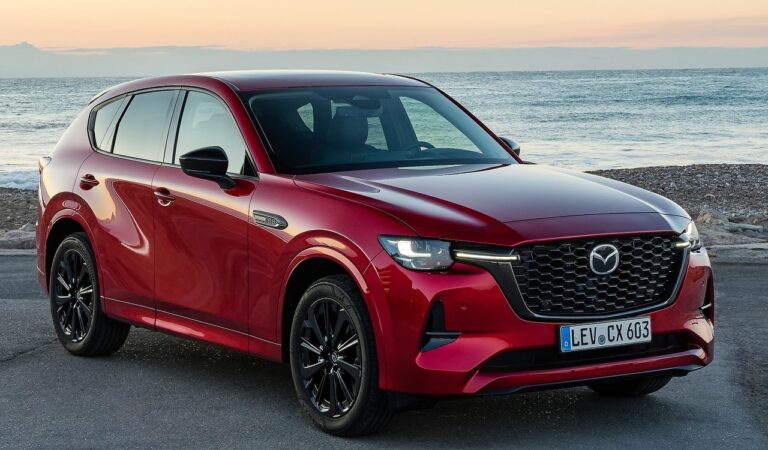 Mazda CX-60 e-Skyactiv D: immagini ufficiali