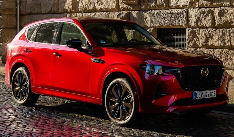 Mazda CX-60 e-Skyactiv D: immagini ufficiali