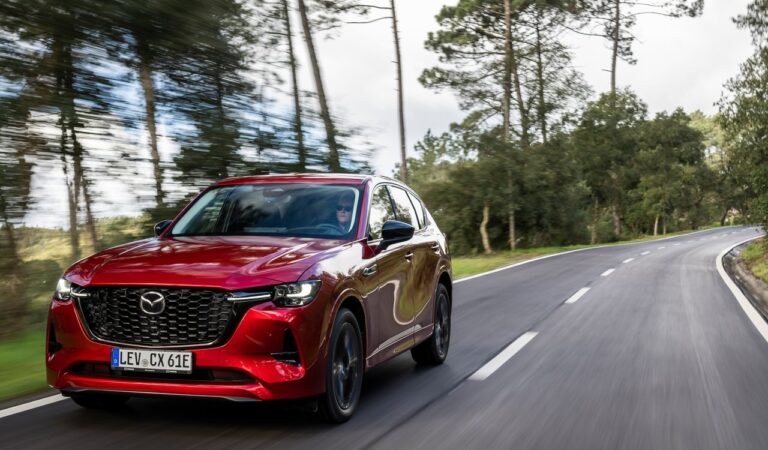 Mazda CX-60 e-Skyactiv D: immagini ufficiali