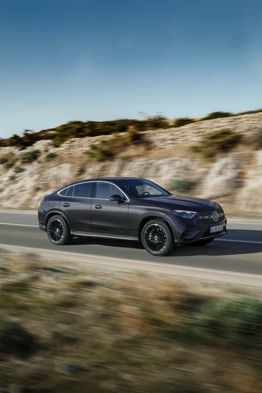 Mercedes GLC Coupé 2023: immagini ufficiali