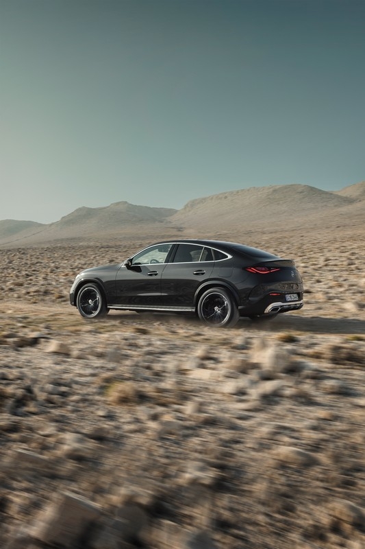 Mercedes GLC Coupé 2023: immagini ufficiali
