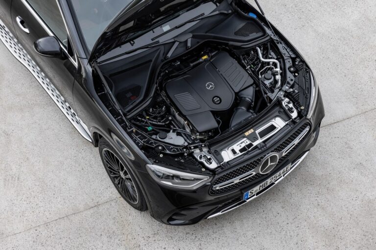 Mercedes GLC Coupé 2023: immagini ufficiali