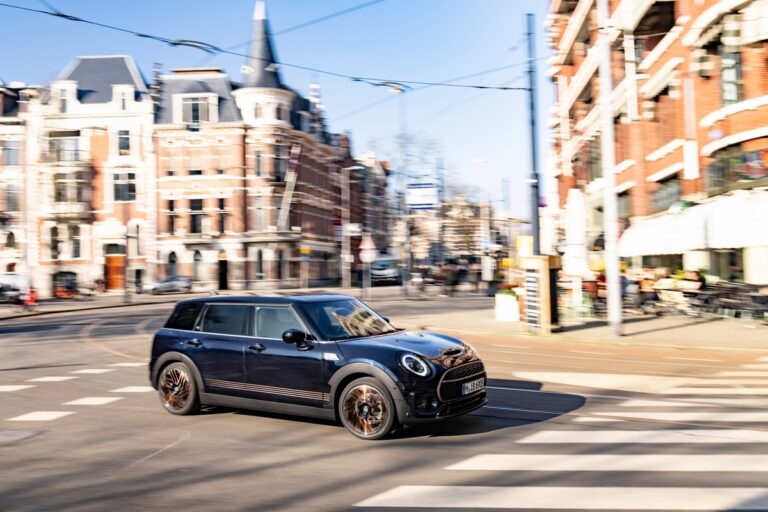 Mini Clubman Final Edition: immagini ufficiali
