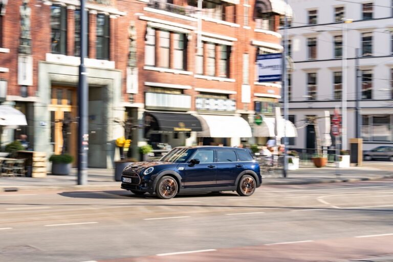 Mini Clubman Final Edition: immagini ufficiali