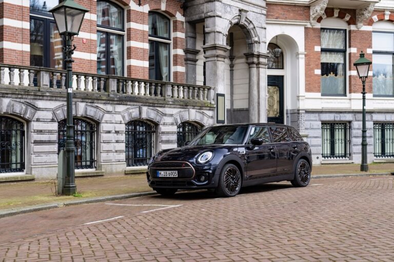 Mini Clubman Final Edition: immagini ufficiali