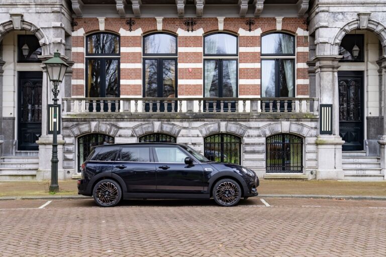 Mini Clubman Final Edition: immagini ufficiali