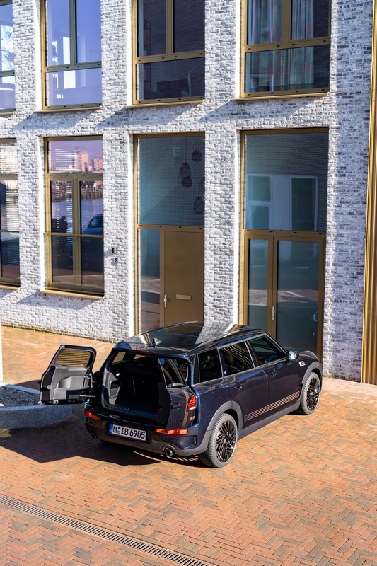 Mini Clubman Final Edition: immagini ufficiali