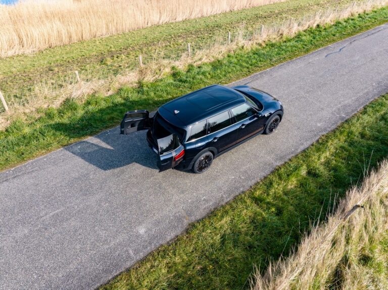 Mini Clubman Final Edition: immagini ufficiali