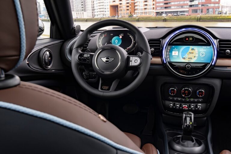 Mini Clubman Final Edition: immagini ufficiali