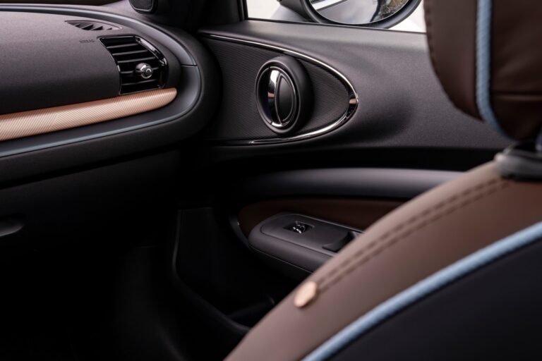 Mini Clubman Final Edition: immagini ufficiali