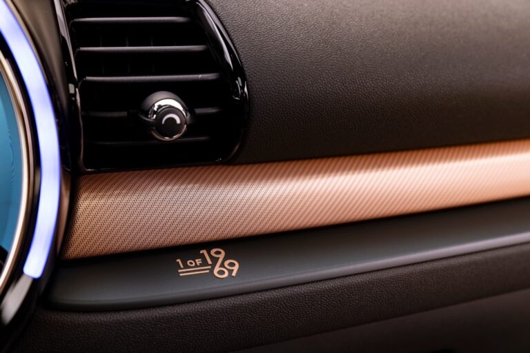 Mini Clubman Final Edition: immagini ufficiali