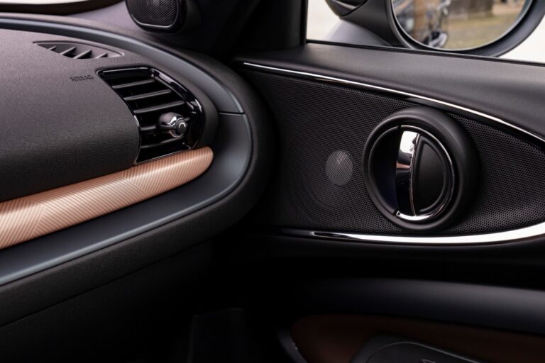 Mini Clubman Final Edition: immagini ufficiali