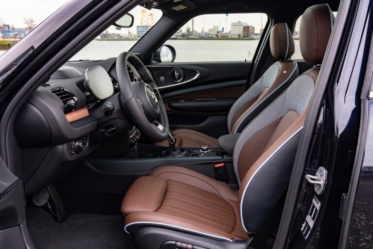 Mini Clubman Final Edition: immagini ufficiali