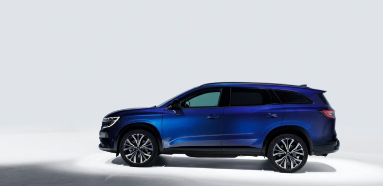 Renault Espace: immagini ufficiali