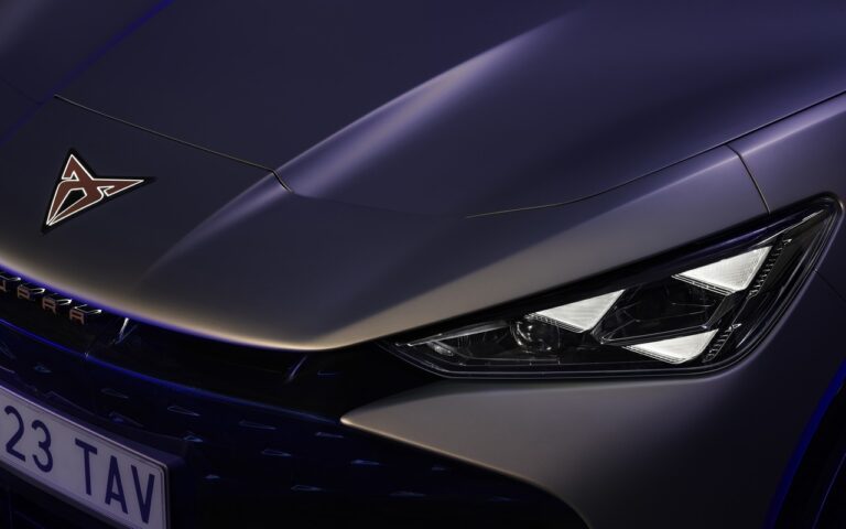 Cupra Tavascan: immagini ufficiali