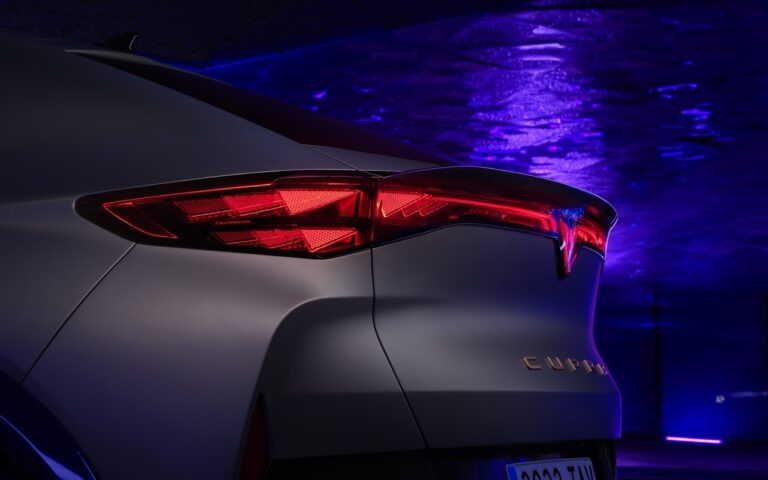 Cupra Tavascan: immagini ufficiali