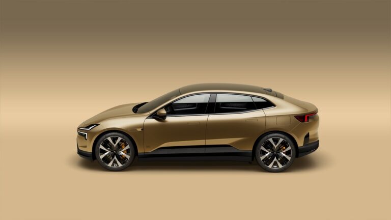 Polestar 4: immagini ufficiali