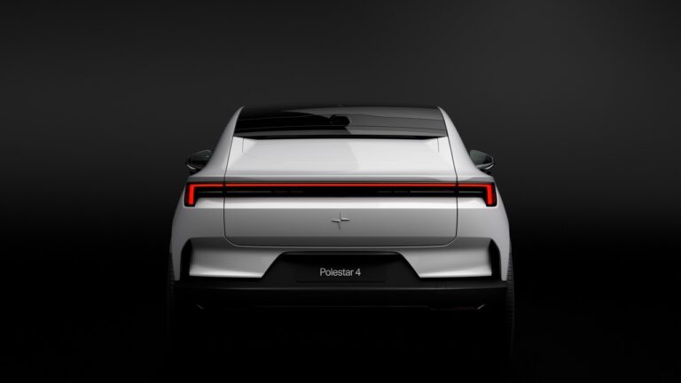Polestar 4: immagini ufficiali