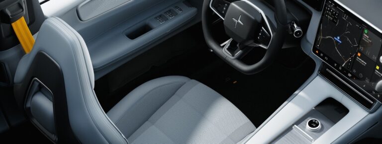 Polestar 4: immagini ufficiali
