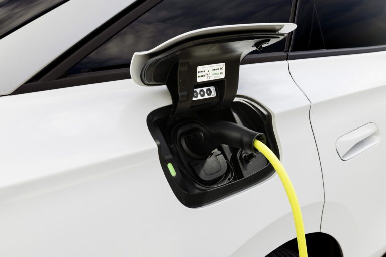 Volkswagen ID.7: immagini ufficiali