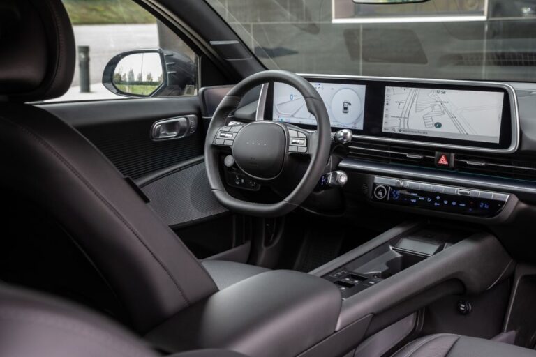 Hyundai Ioniq 6: immagini ufficiali