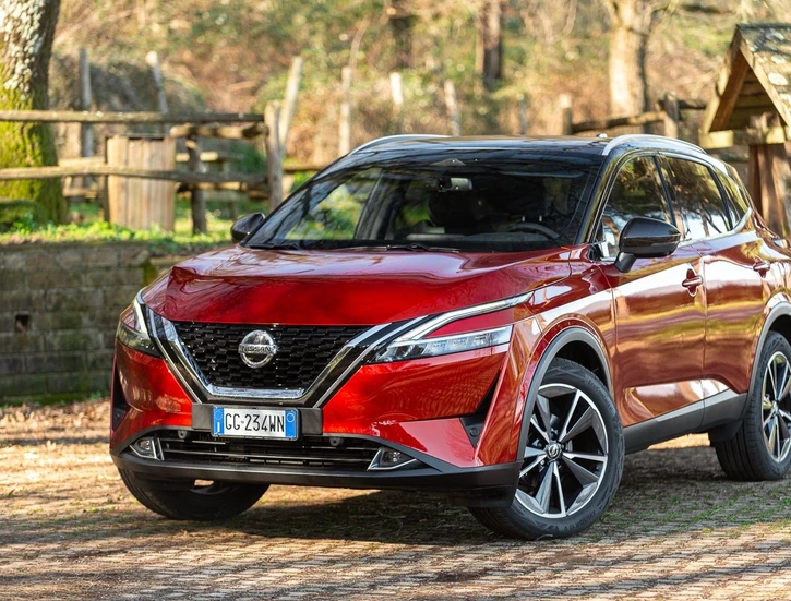 Nissan Qashqai 1.3 DIG-T 158 CV in prova: le immagini