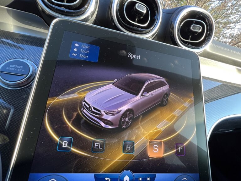 Mercedes Classe C Plug-in hybrid: le foto