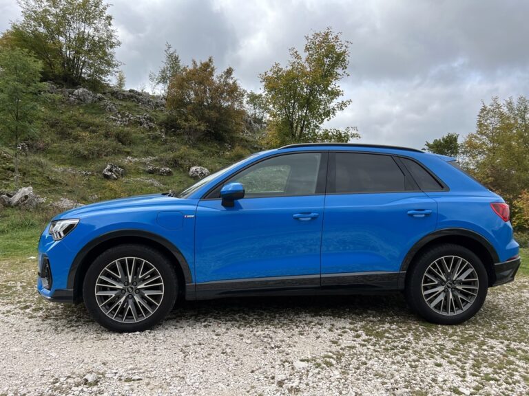 Audi Q3 TFSI e: le immagini