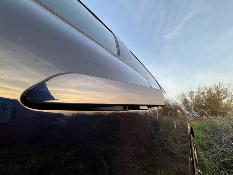 Renault Megane E-Tech: le foto