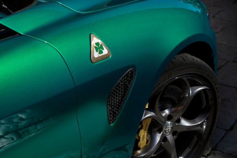 Alfa Romeo Giulia e Stelvio Quadrifoglio 100° Anniversario: immagini ufficiali