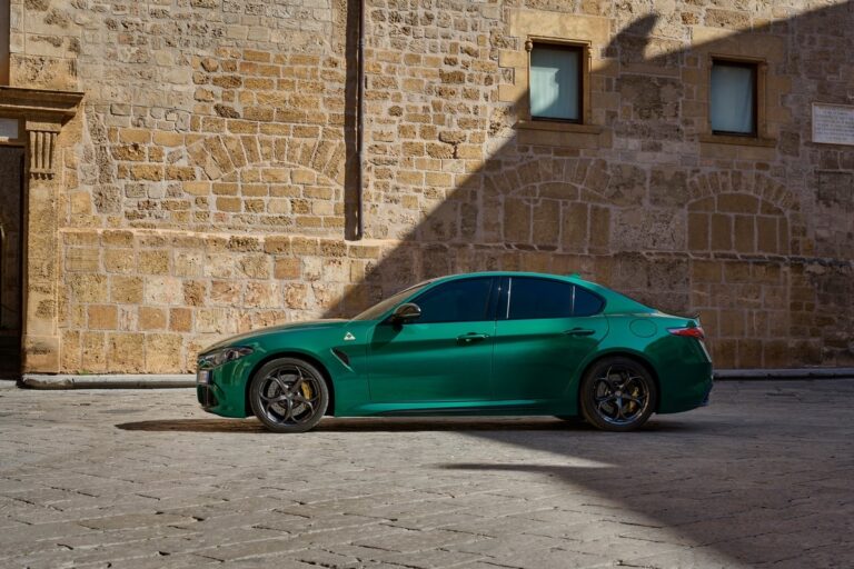 Alfa Romeo Giulia e Stelvio Quadrifoglio 100° Anniversario: immagini ufficiali