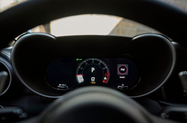 Alfa Romeo Giulia e Stelvio Quadrifoglio 100° Anniversario: immagini ufficiali