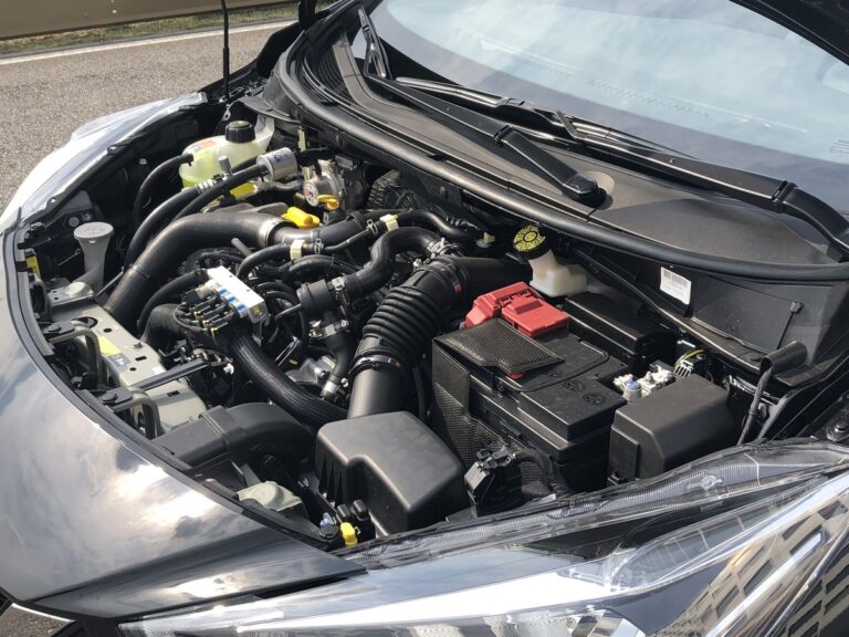Nissan Micra bi-fuel GPL: le immagini
