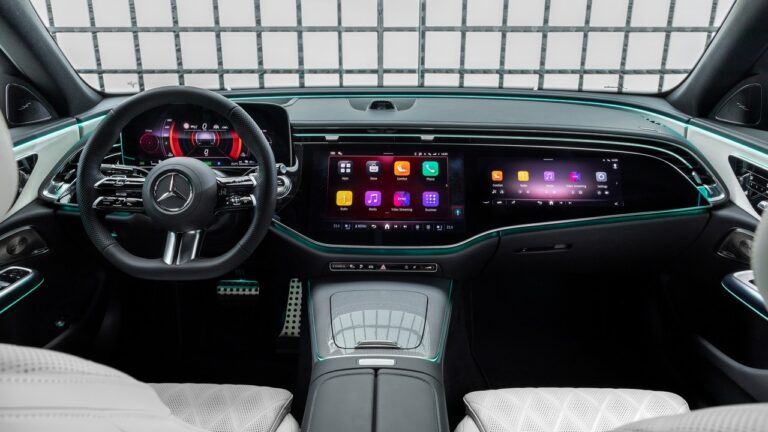 Nuova Mercedes-Benz Classe E 2023: immagini ufficiali