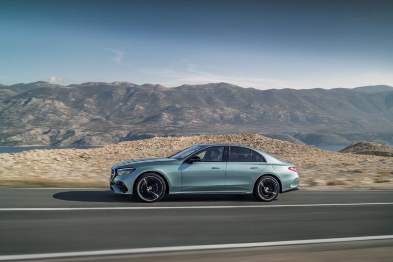 Nuova Mercedes-Benz Classe E 2023: immagini ufficiali