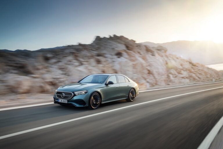 Nuova Mercedes-Benz Classe E 2023: immagini ufficiali
