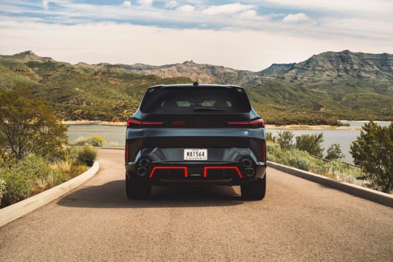 BMW XM Label Red: immagini ufficiali