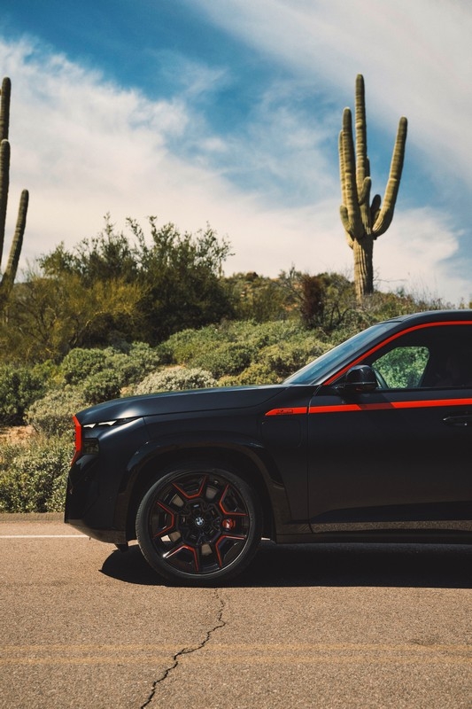 BMW XM Label Red: immagini ufficiali