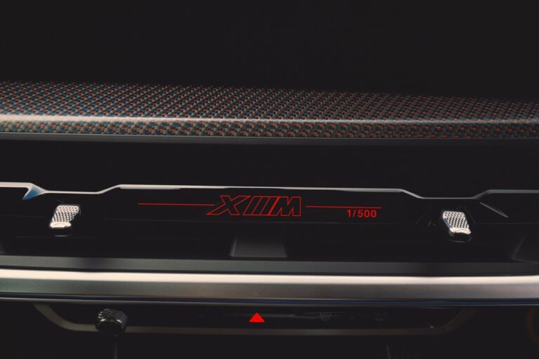 BMW XM Label Red: immagini ufficiali