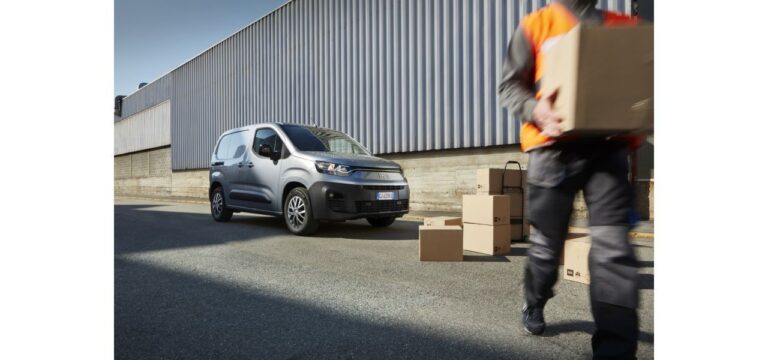 Fiat Doblò ed E-Doblò: le immagini