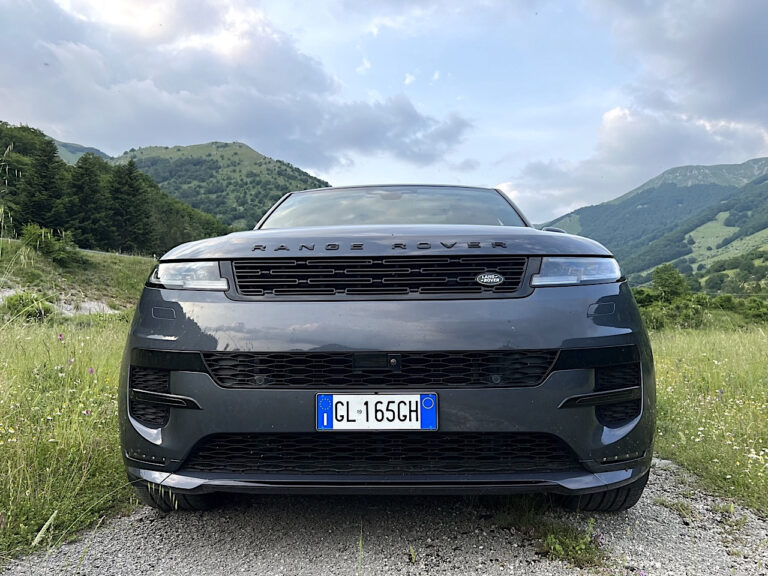 Range Rover Sport plug-in hybrid